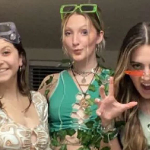 SHEIN Green Tie Up Tank Top - Picture 4 of 4